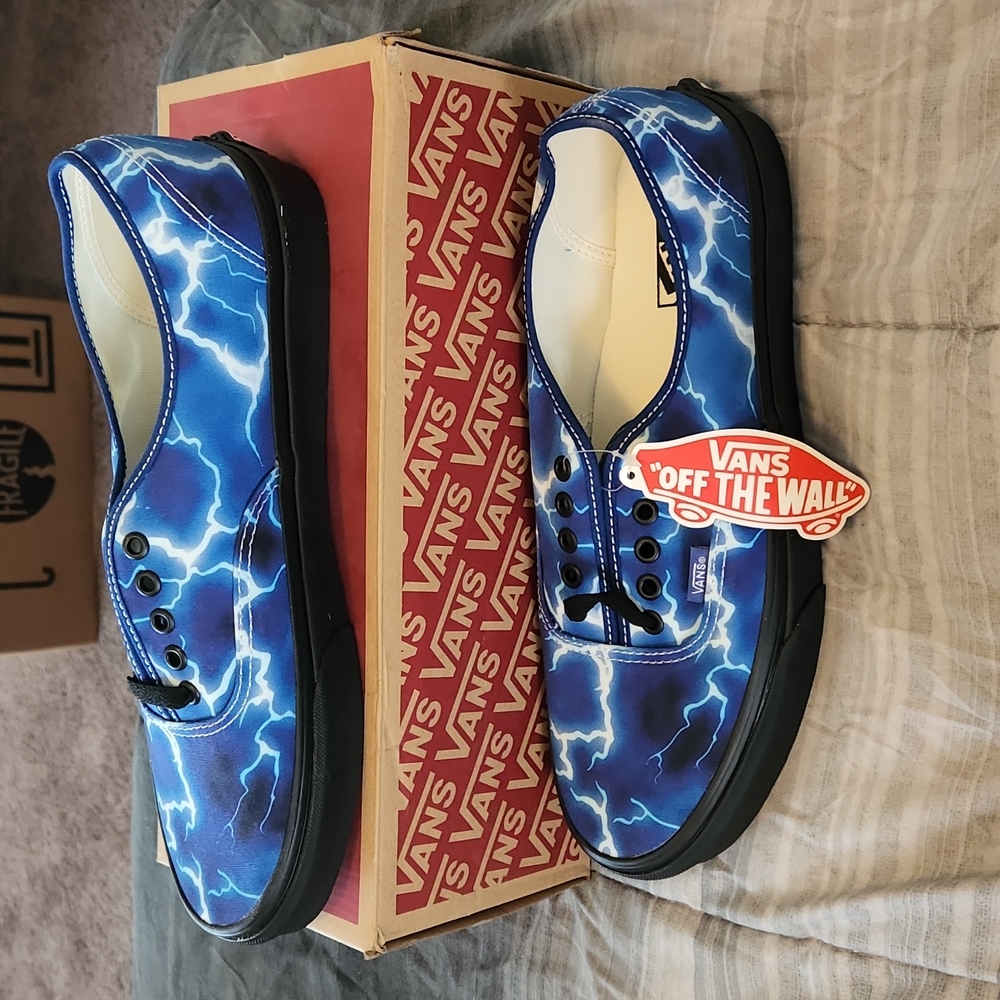 Mens 11 Blue Lightning Vans
